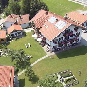 4* Gasthuis Gaestehaus Lechner